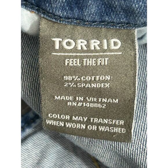 Torrid Denim Shorts Size 20 Exposed Button Fly Medium Wash Cut Off Raw Hem Pinup - Picture 5 of 11